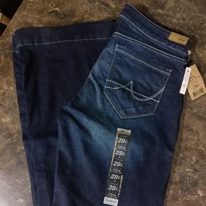 Ariat Mid Rise Ultra Stretch Trouser Jeans